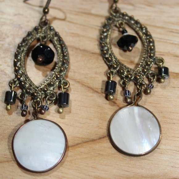 Estate Vintage Filigree Mother of Pearl Earrings - Picture 5 of 6